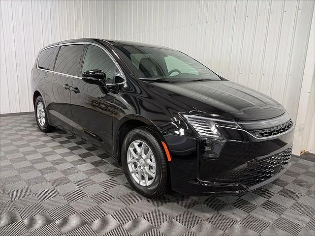 2027 CHRYSLER Pacifica