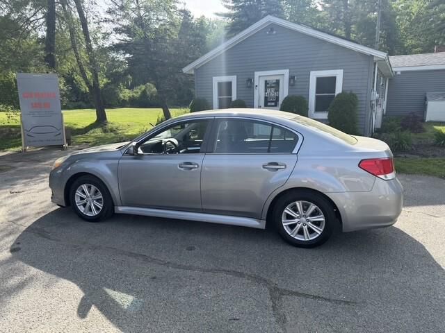 2011 SUBARU Legacy