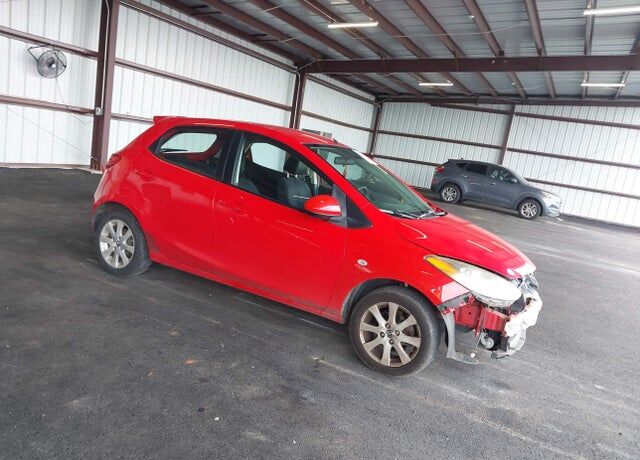 2014 MAZDA Mazda2