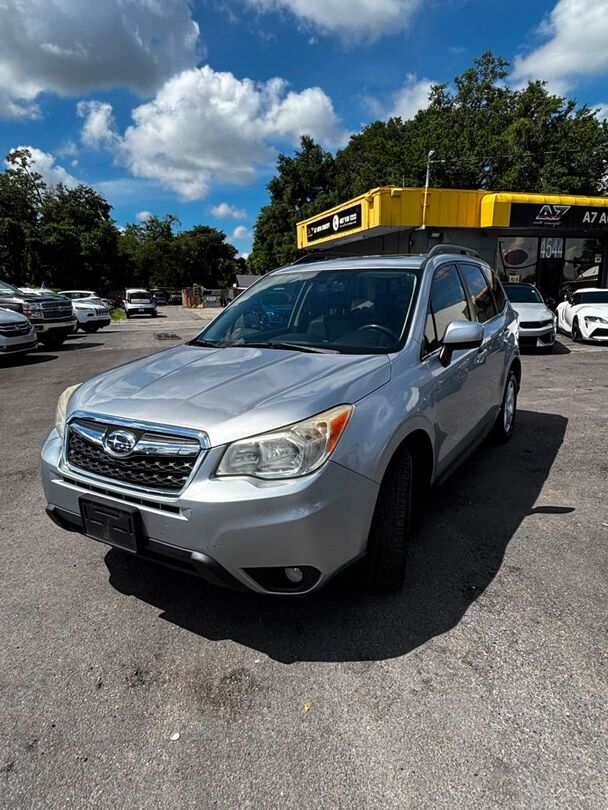 2014 SUBARU Forester