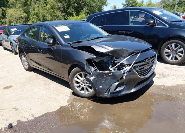 2016 MAZDA Mazda3