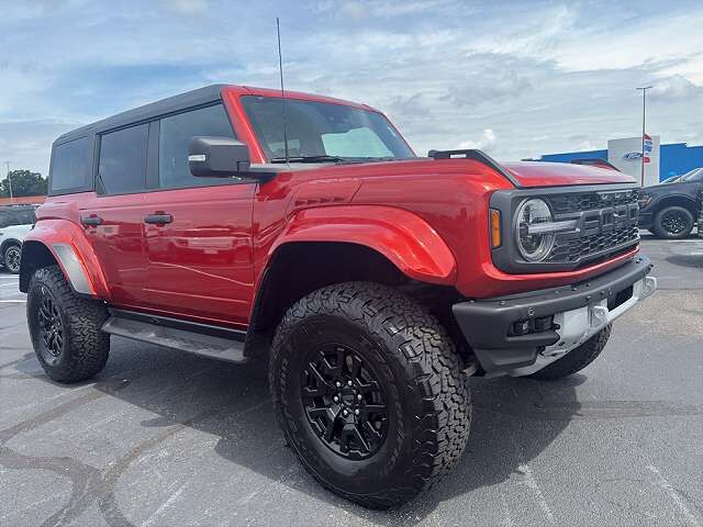 2024 FORD Bronco