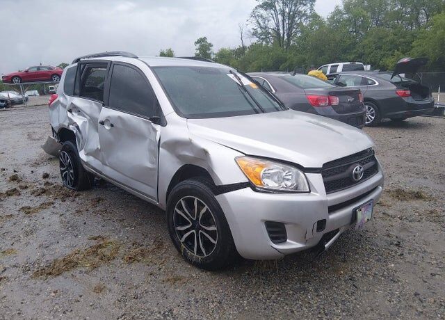 2011 TOYOTA RAV4