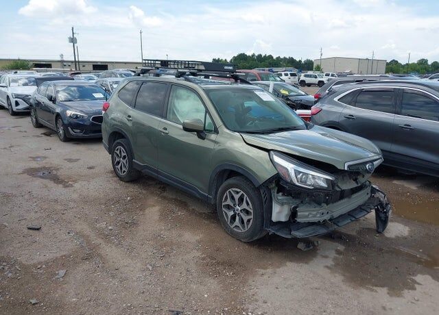 2020 SUBARU Forester