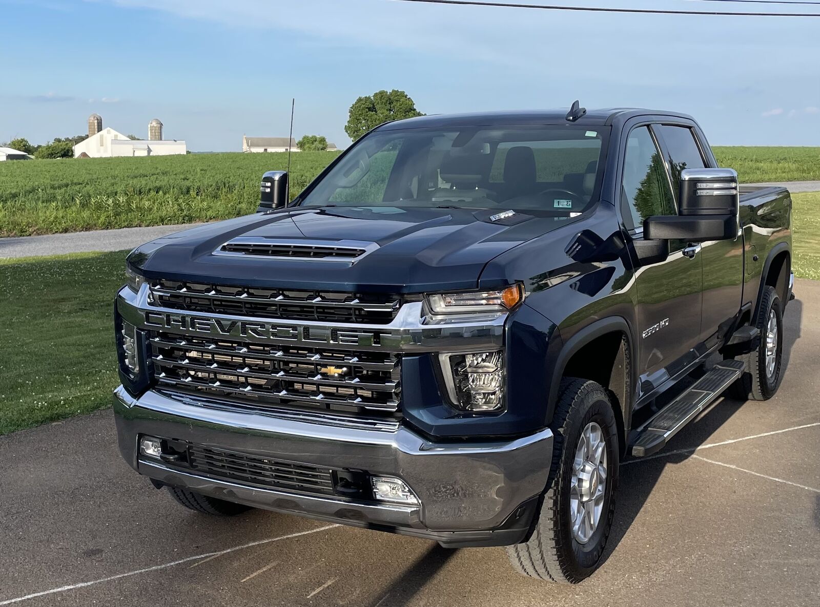 2023 CHEVROLET Silverado HD