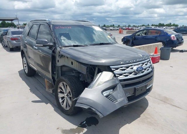 2019 FORD Explorer
