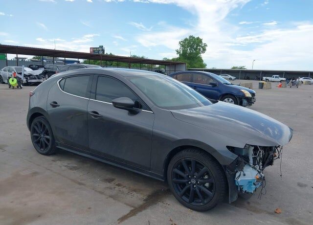 2022 MAZDA Mazda3