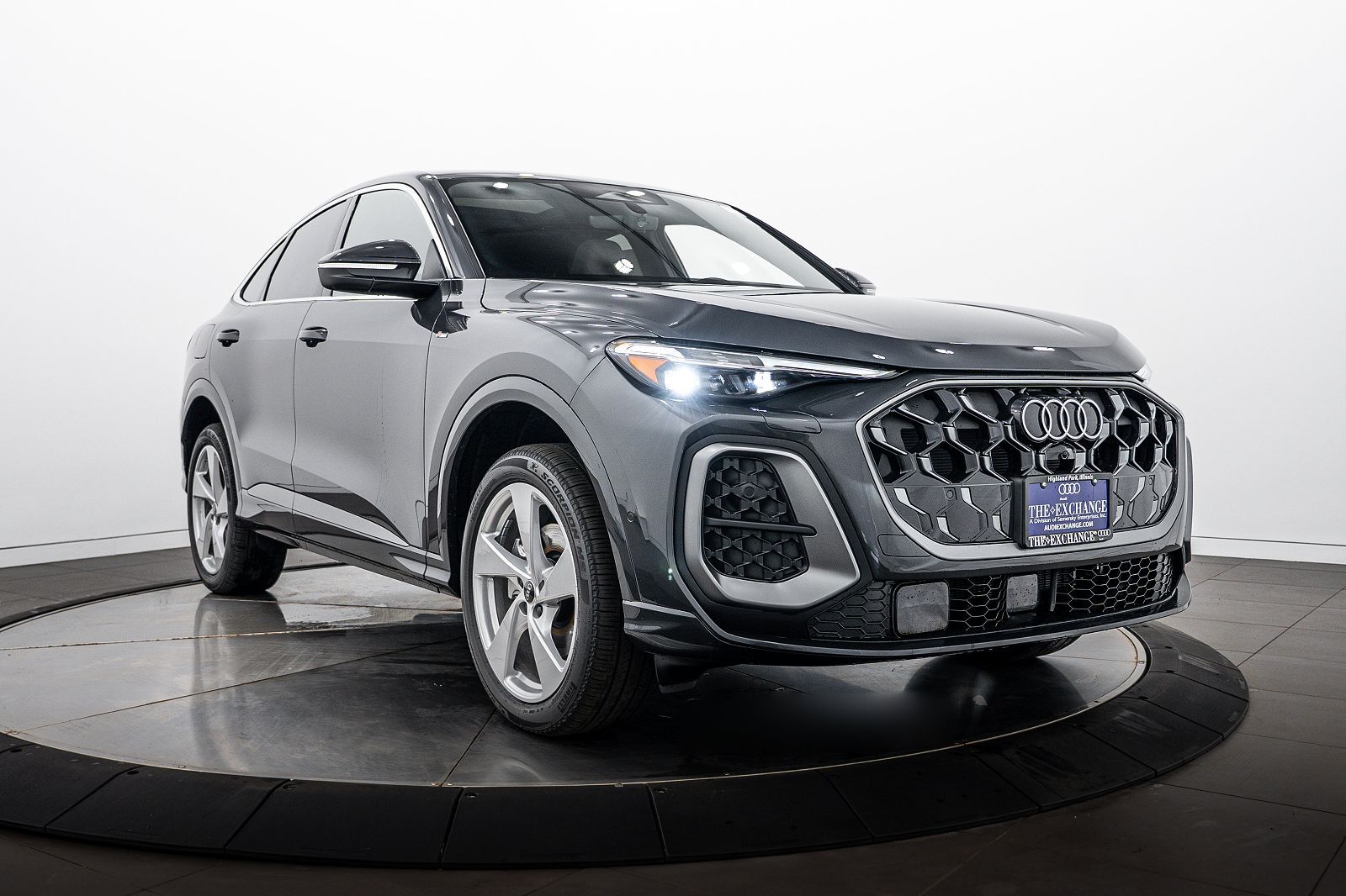 2026 Audi SQ5