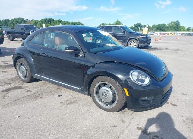 2015 VOLKSWAGEN Beetle