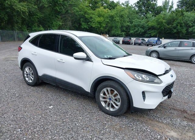 2020 FORD Escape