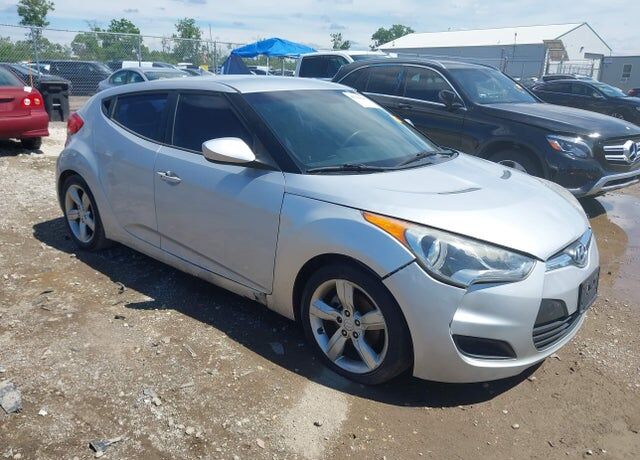 2012 HYUNDAI Veloster