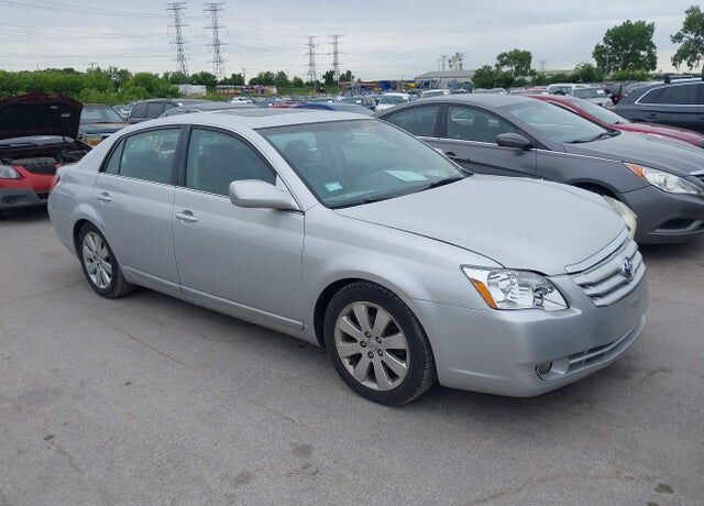 2006 TOYOTA Avalon