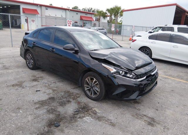 2023 KIA Forte