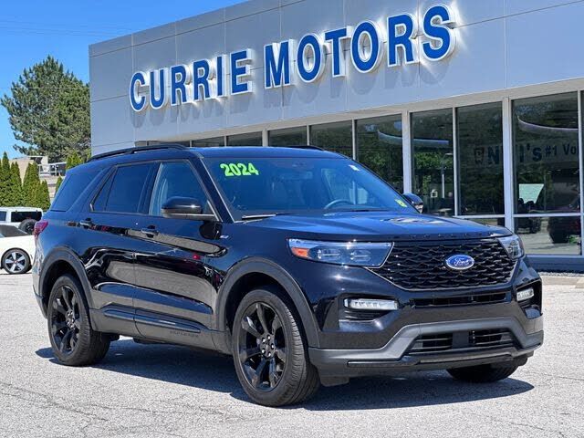 2024 FORD Explorer