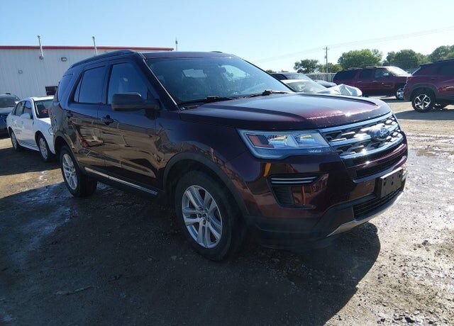 2018 FORD Explorer