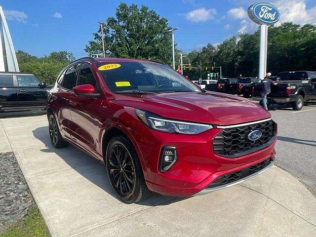 2023 FORD Escape