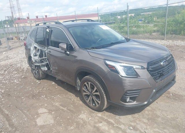 2023 SUBARU Forester