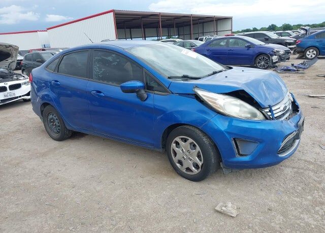 2011 FORD Fiesta