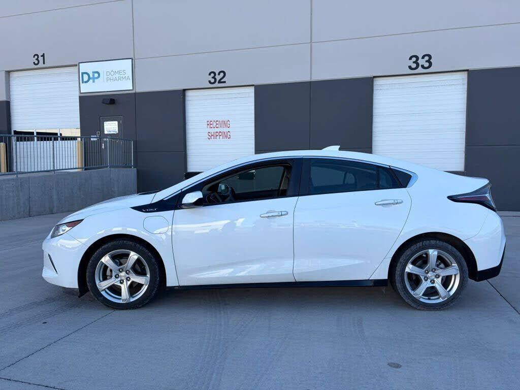 2017 CHEVROLET Volt
