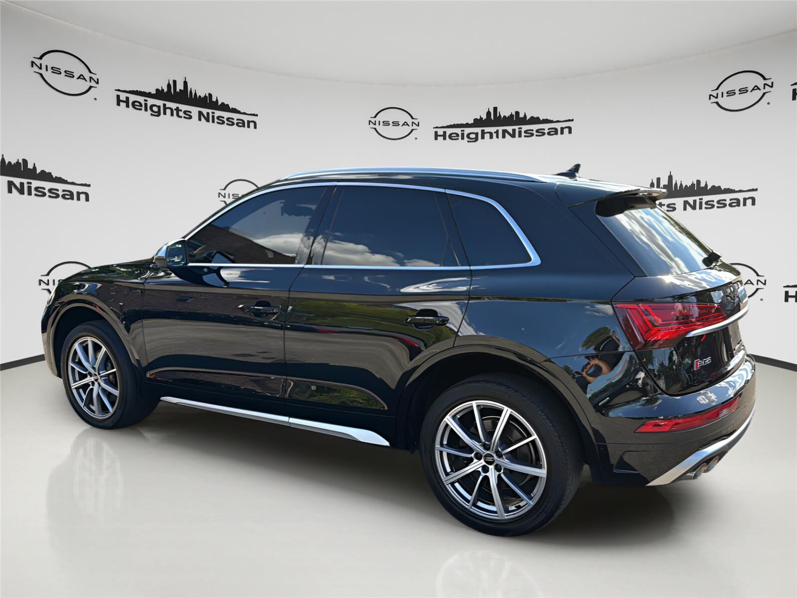 2023 Audi SQ5