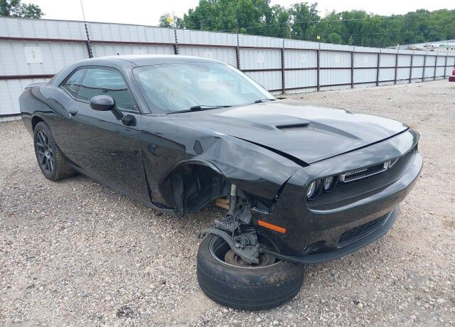 2016 DODGE Challenger