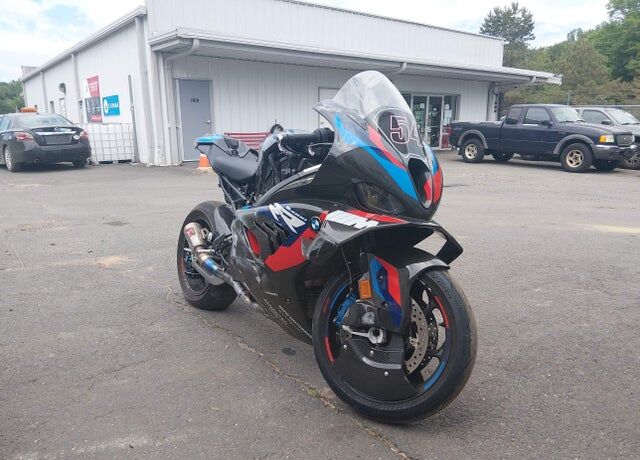 2024 BMW M 1000 RR
