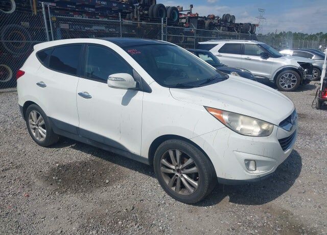 2011 HYUNDAI Tucson