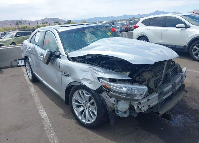2016 FORD Taurus
