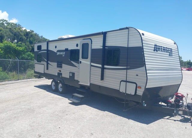 2017 FOREST RIVER Avenger