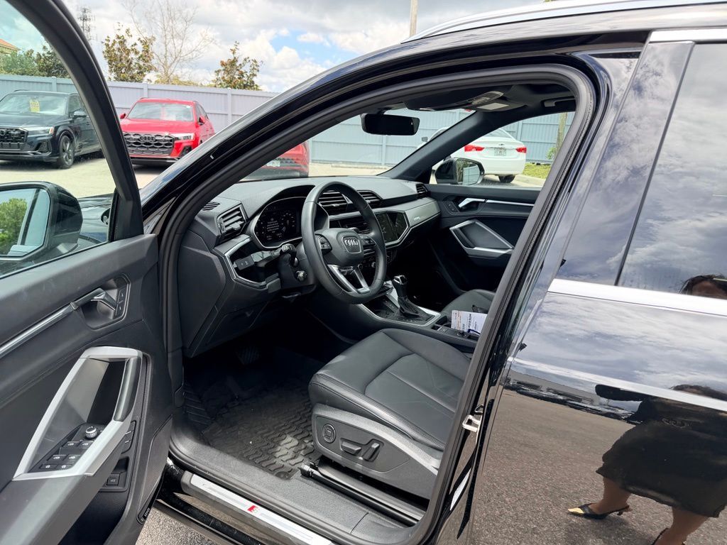 2025 Audi Q3