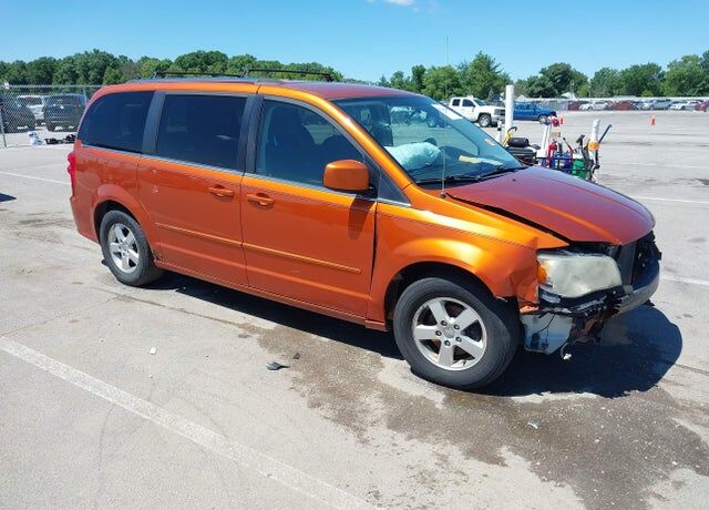 2011 DODGE Grand Caravan