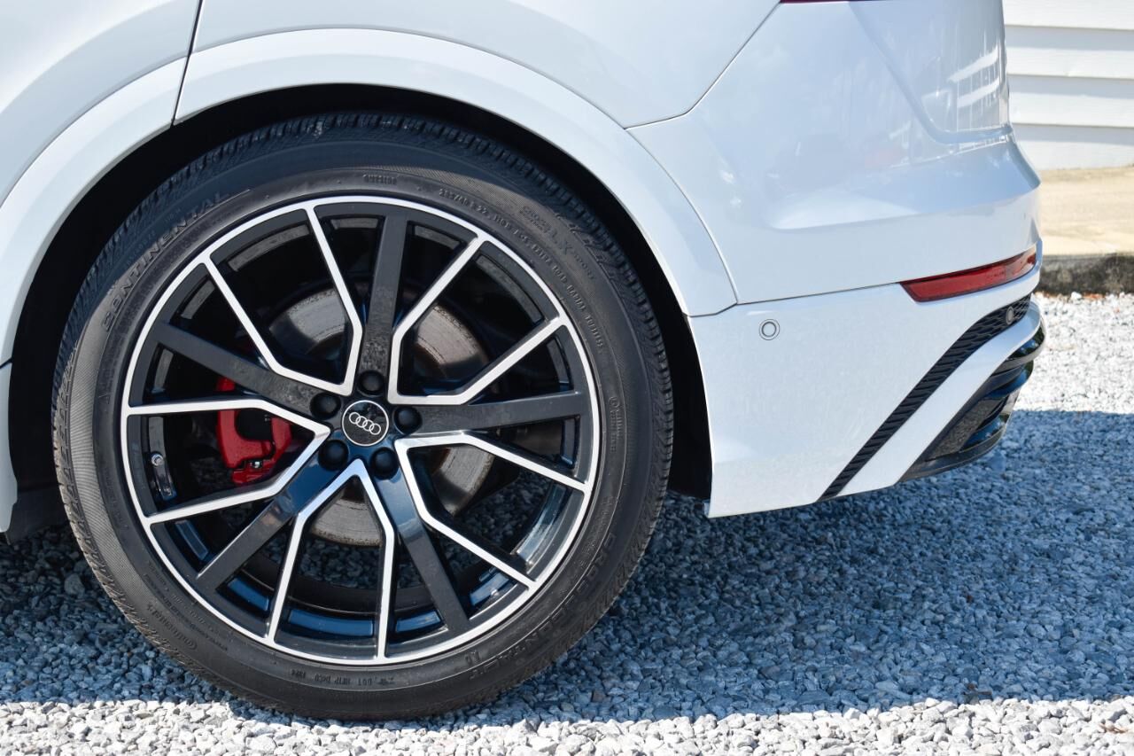 2022 Audi Q8