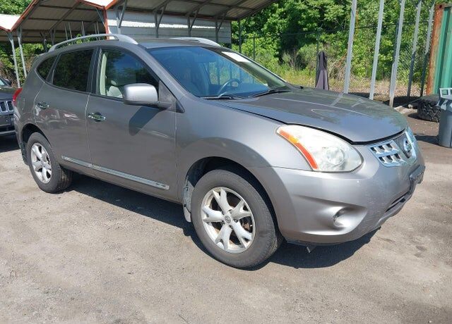 2011 NISSAN Rogue