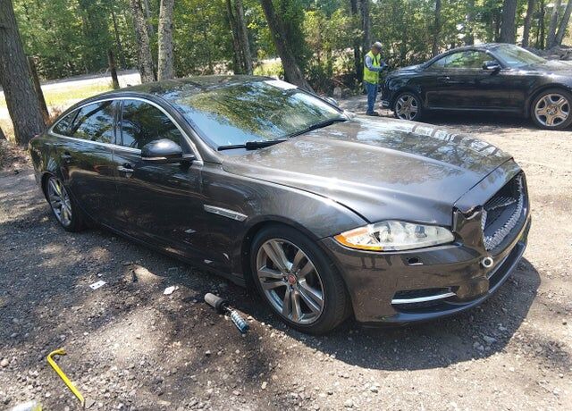 2014 JAGUAR XJ