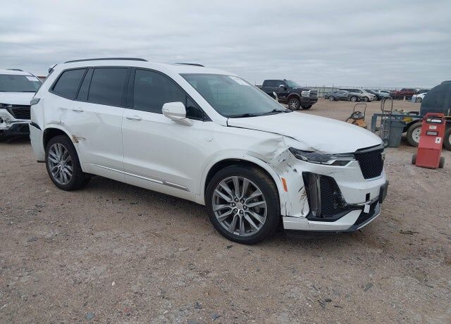 2020 CADILLAC XT6