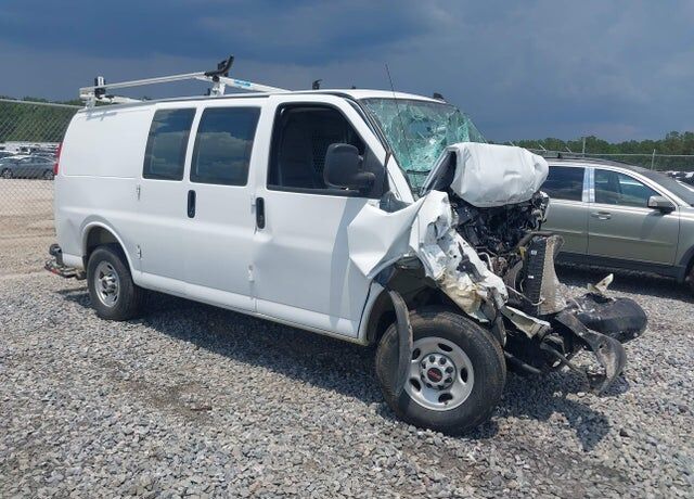 2025 GMC Savana