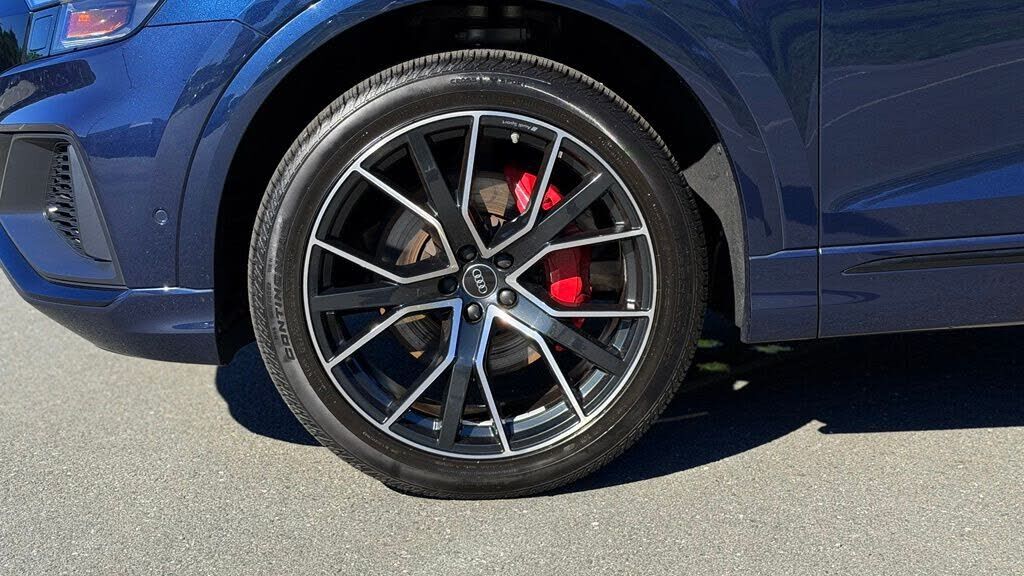 2023 Audi Q8