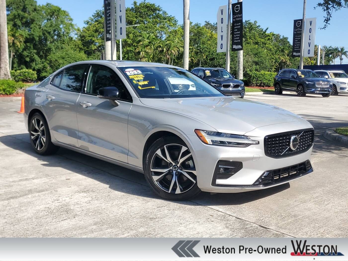 2024 VOLVO S60