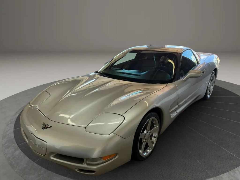 2004 CHEVROLET Corvette