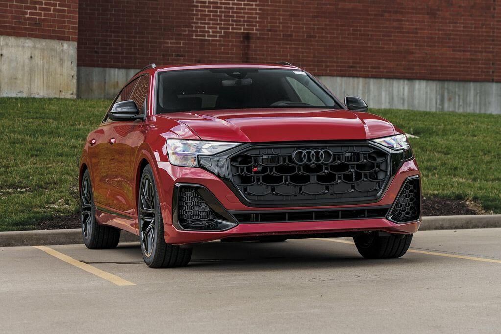 2026 AUDI SQ8
