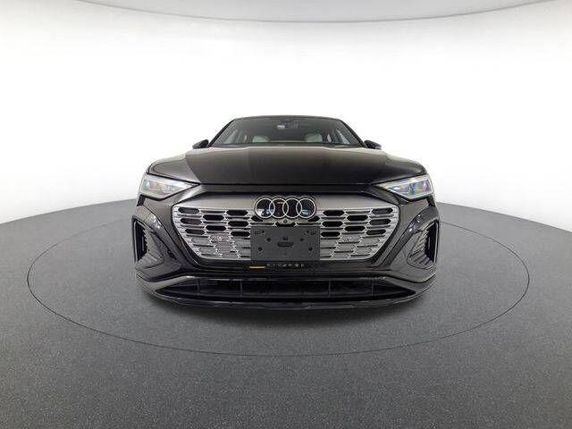 2024 Audi Q8