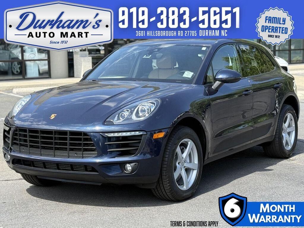 2017 PORSCHE Macan