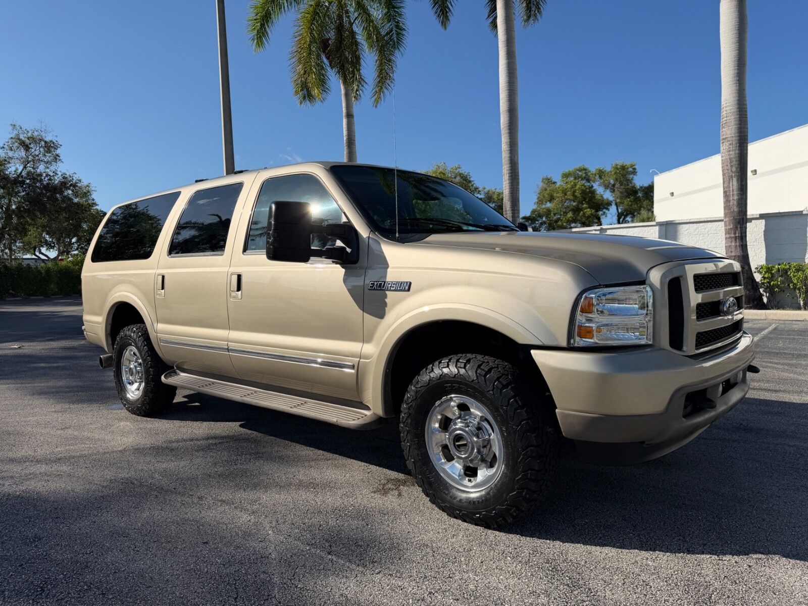 Ford Excursion