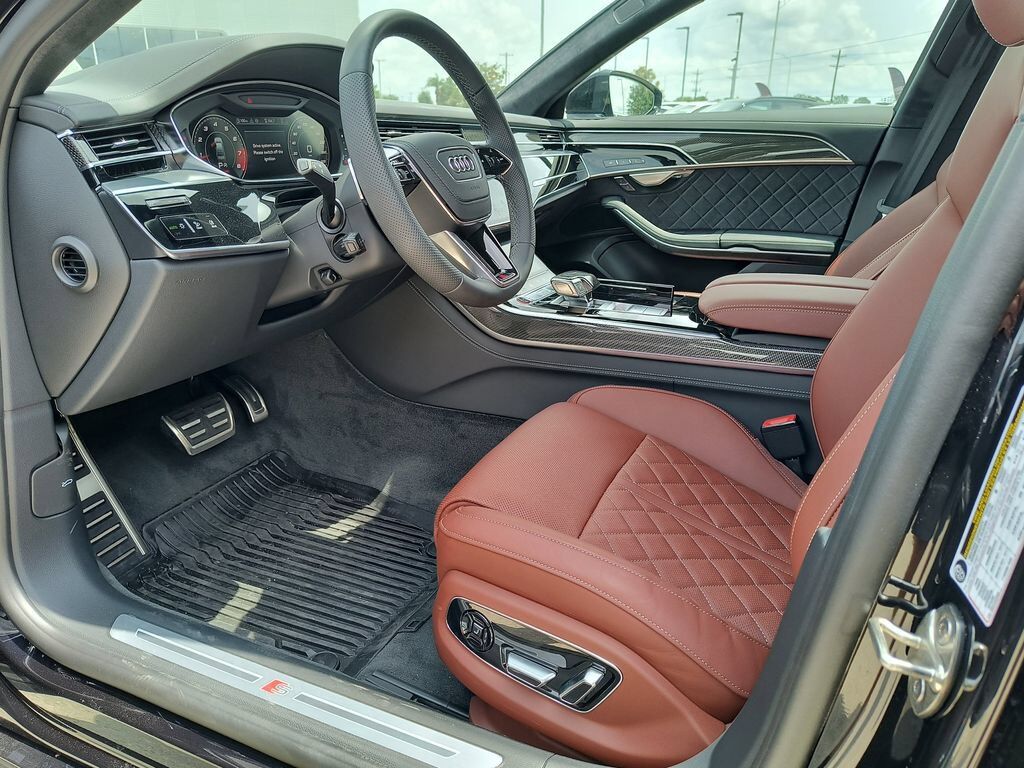 2025 Audi S8