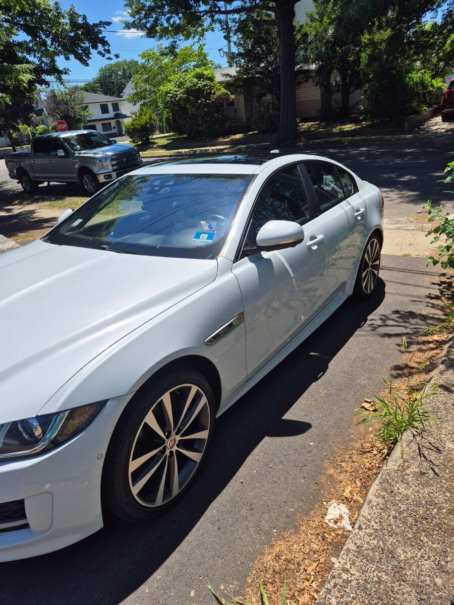 2017 JAGUAR XE