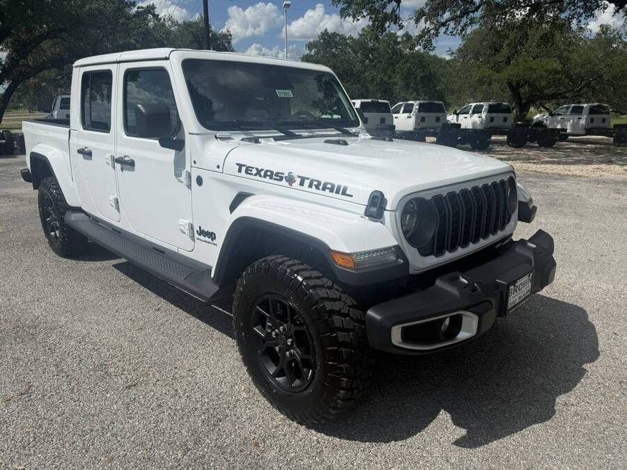 2026 JEEP Gladiator