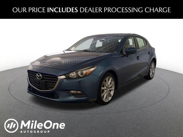 2017 MAZDA Mazda3