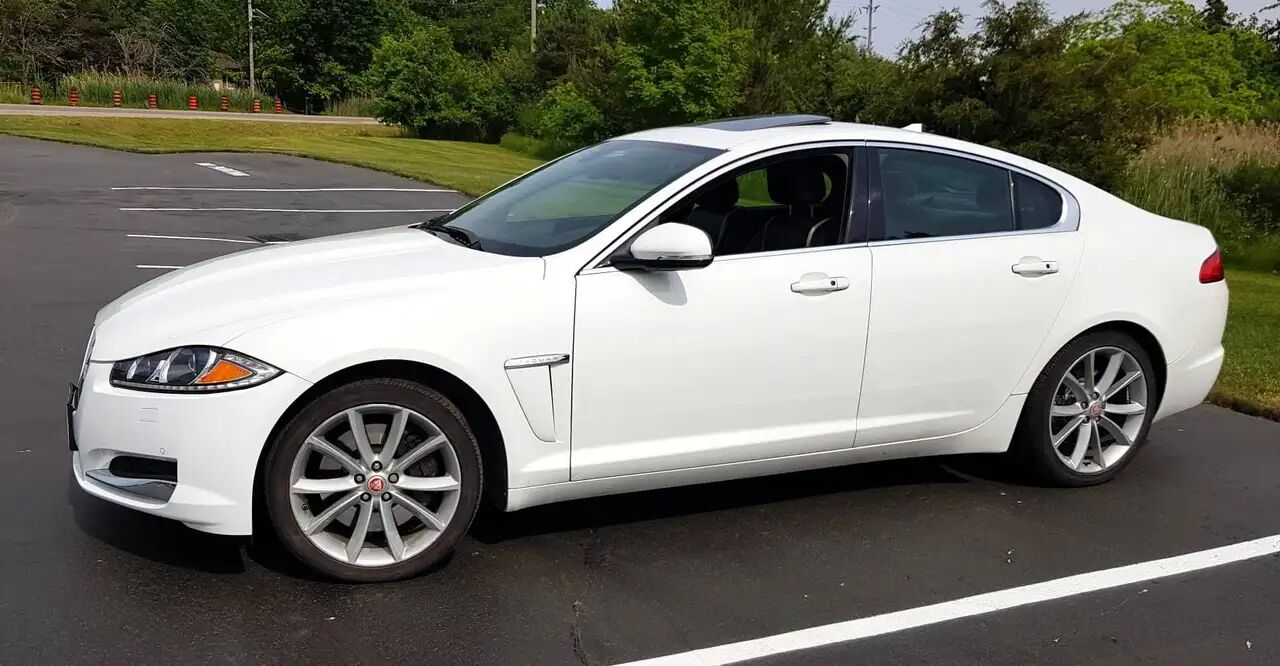 Jaguar XF