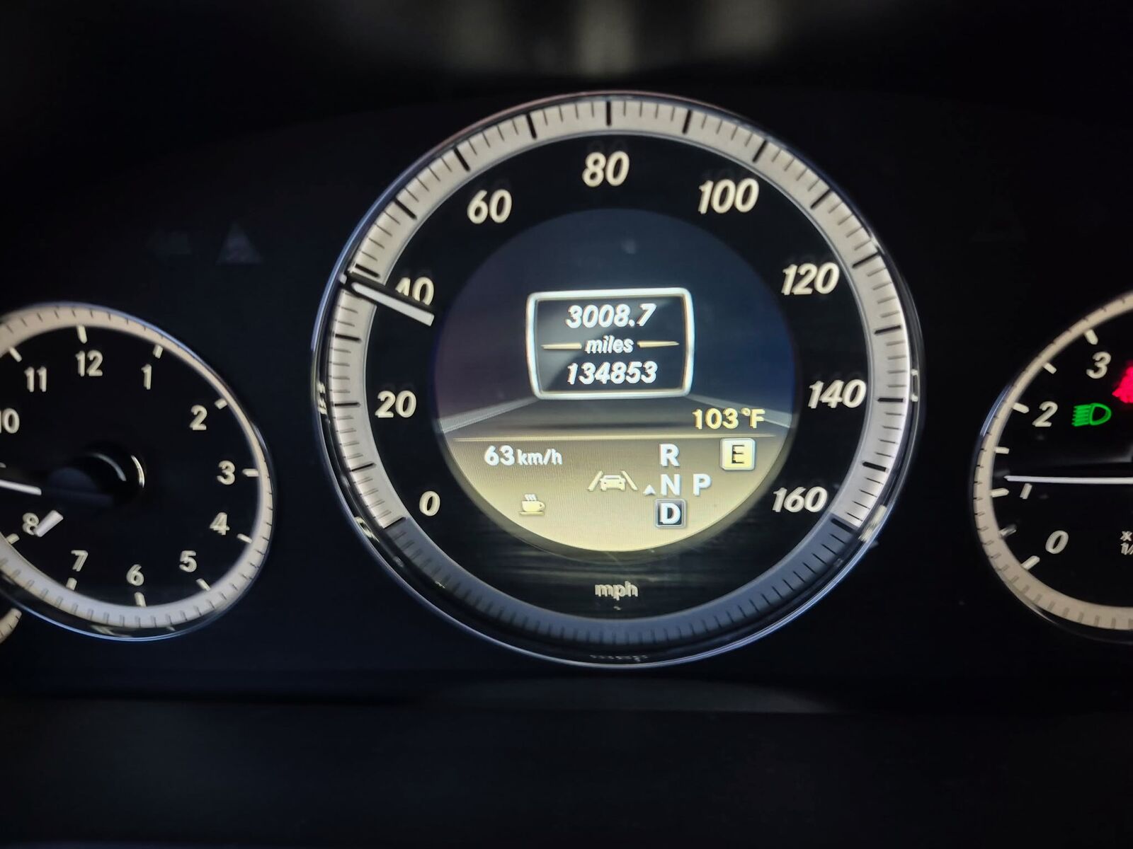 2012 MERCEDES-BENZ E-Class