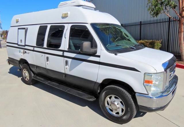 2008 FORD E-350